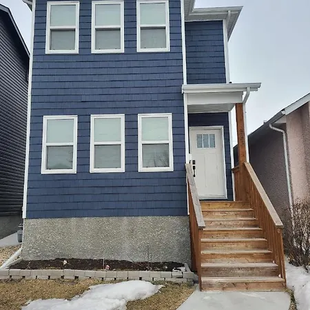 Winnipeg Peace Home Exterior photo